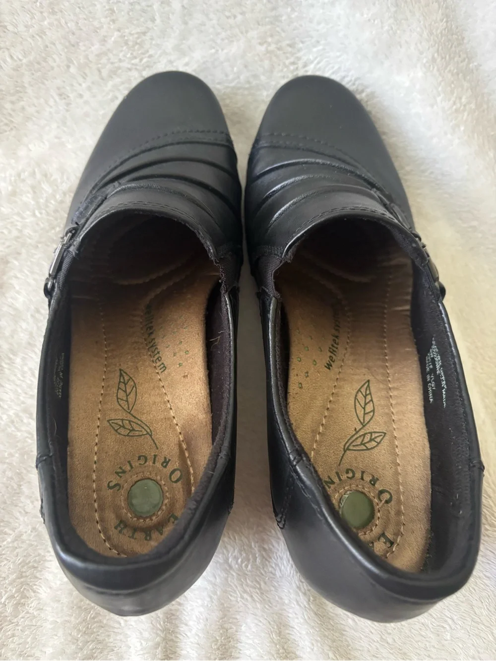 Earth Origins stylish black